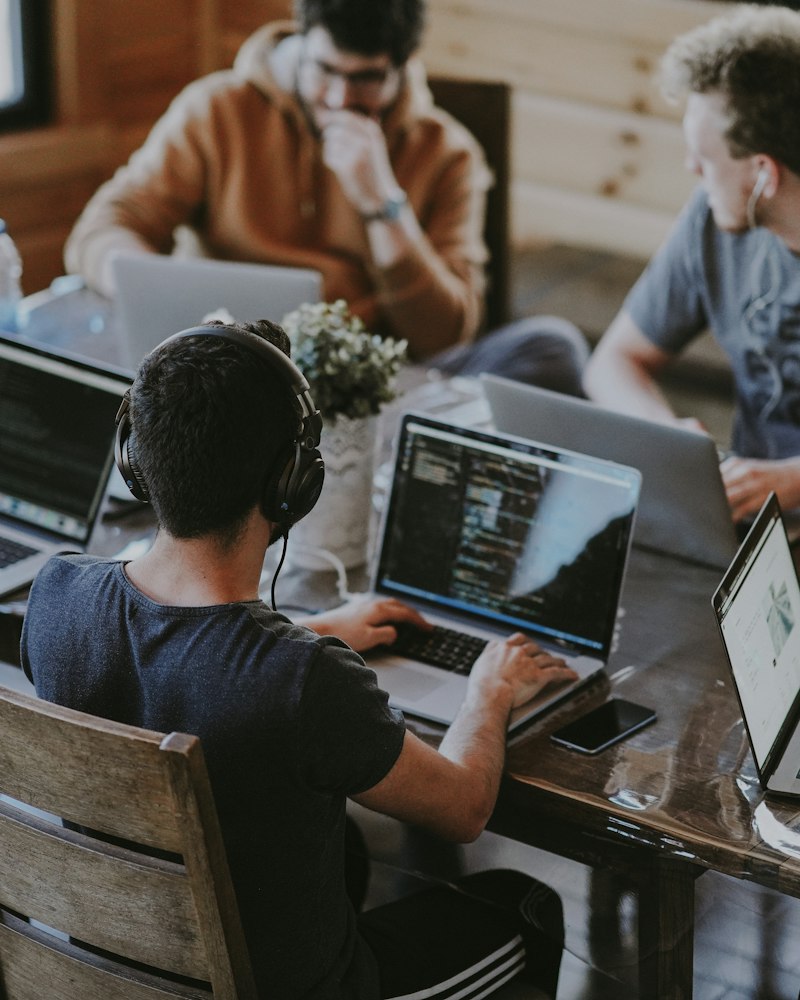 Aziende di servizi — Servizi professionali